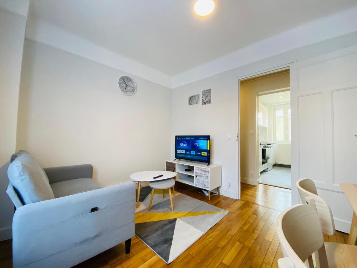 Cozy Appart' 2 Centre Ville Proche Gare Massy - Cozy Houses Экстерьер фото